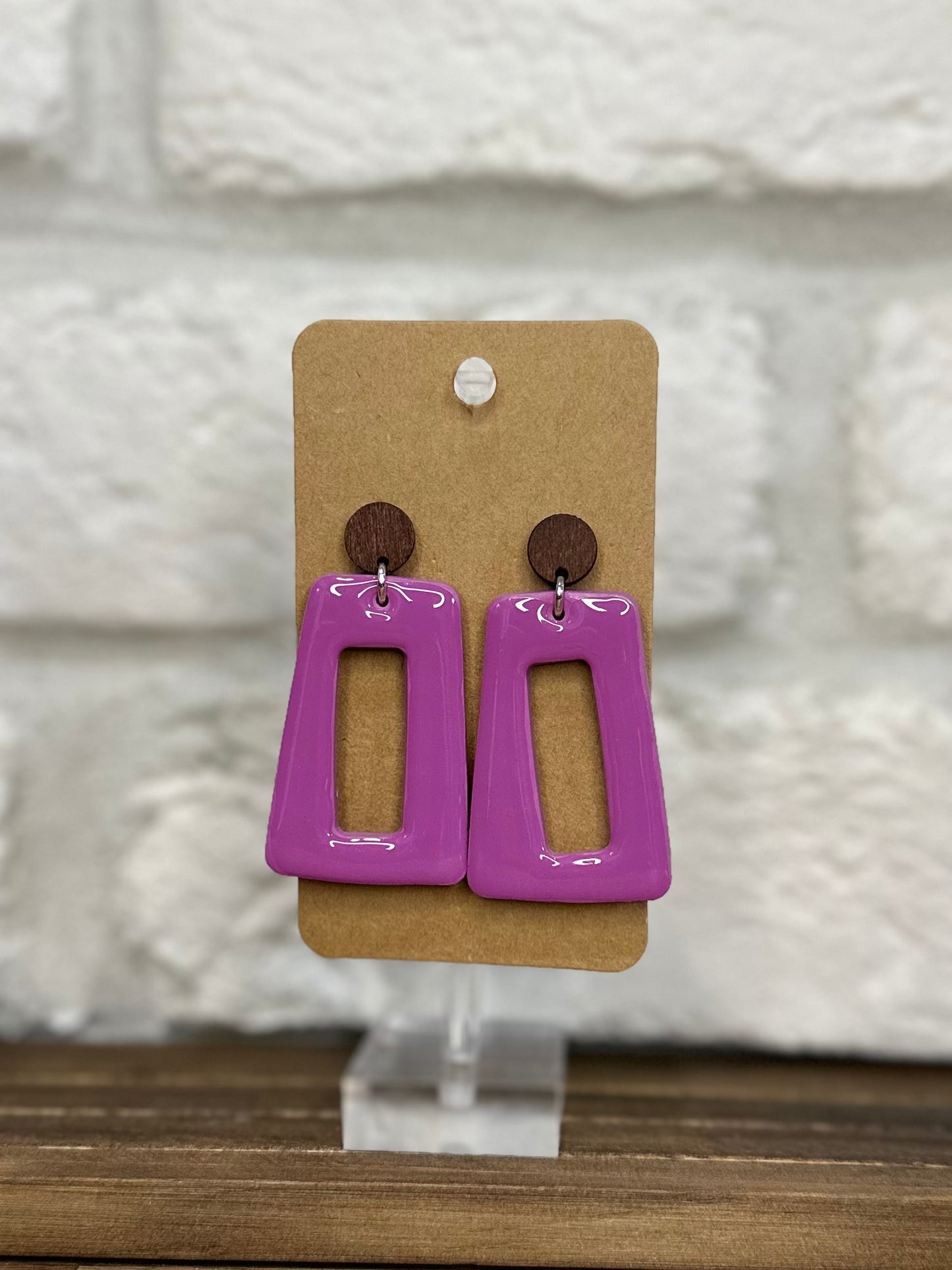 Orchid rectangle w/wood