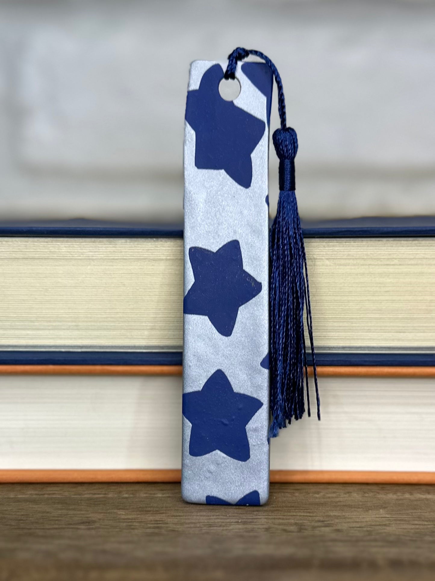 Silver w/ navy stars