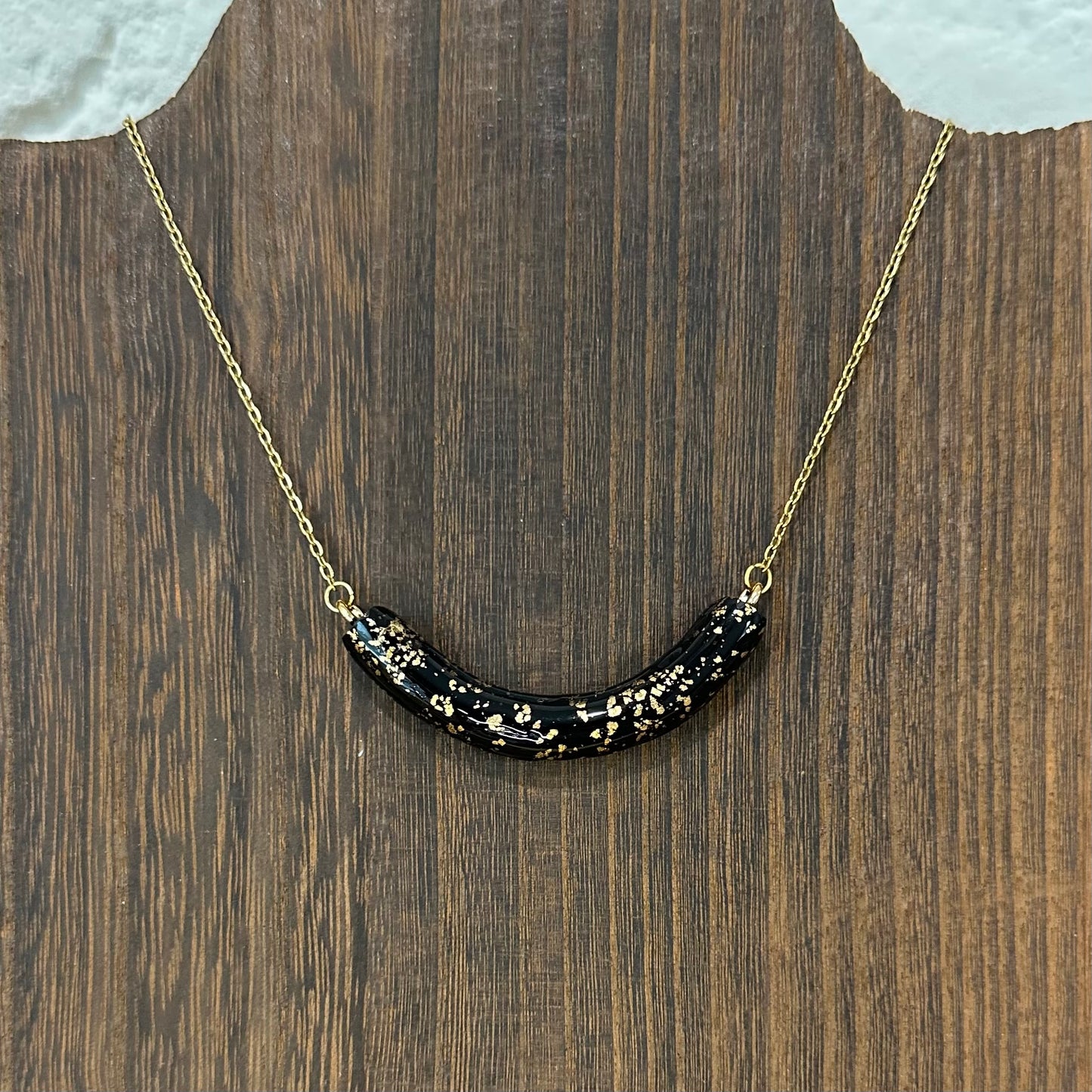 Black & Gold Speckled Arc