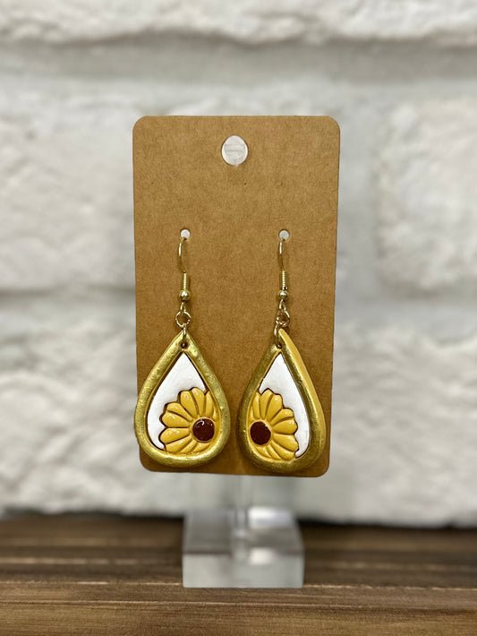 Sunflower gold teardrop
