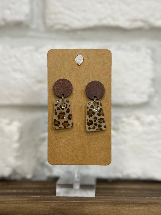 Leopard petite w/ wood