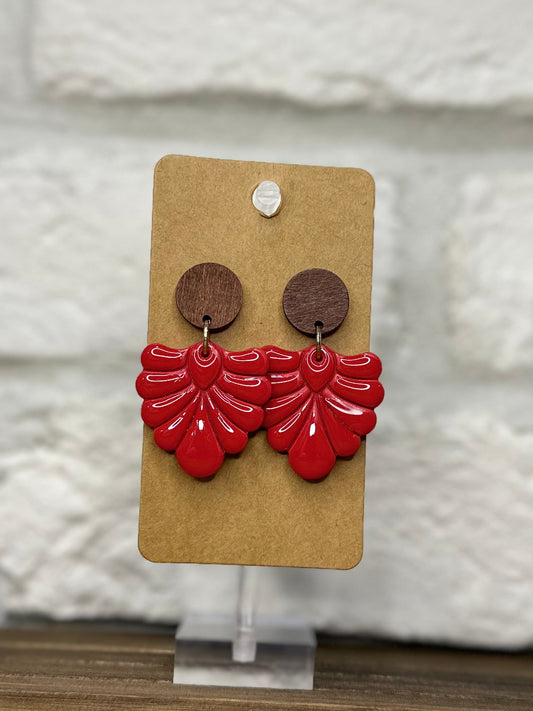 Red fleur w/ wood