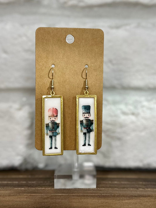 Nutcracker gold rectangle