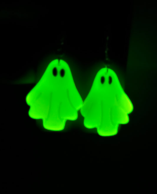 Glow in the dark ghosts